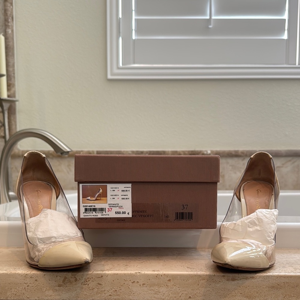 Elegant Cream Women's Shoes